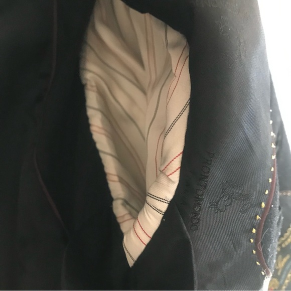 ProntoMondo Cashmere and Wool Three Button Blazer - Picture 16 of 16